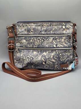 Sakroots Artist Circle Flat Crossbody Bag Triple Zip Blue Floral Purse Owl Charm